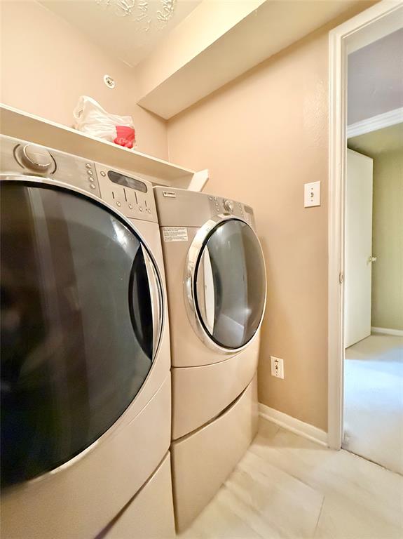 8051 Bay Branch Drive #424, The Woodlands, Texas image 23
