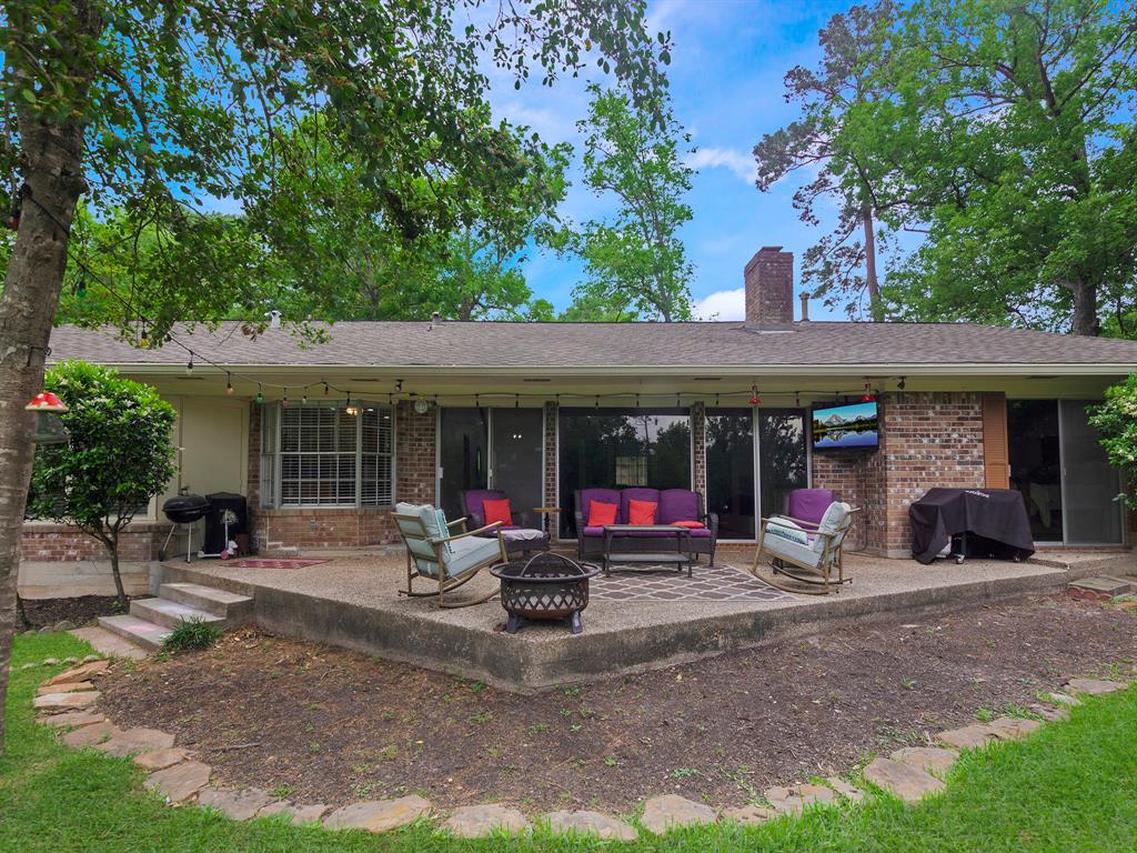39 Blush Hill Drive, Conroe, Texas image 11