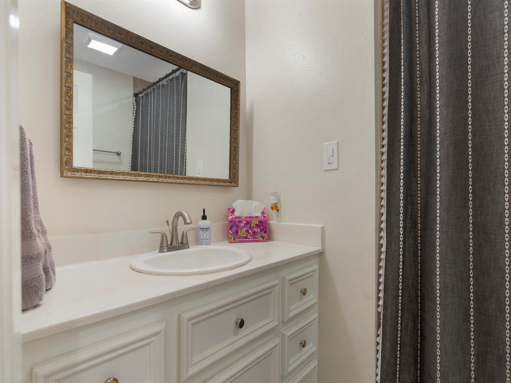 39 Blush Hill Drive, Conroe, Texas image 37