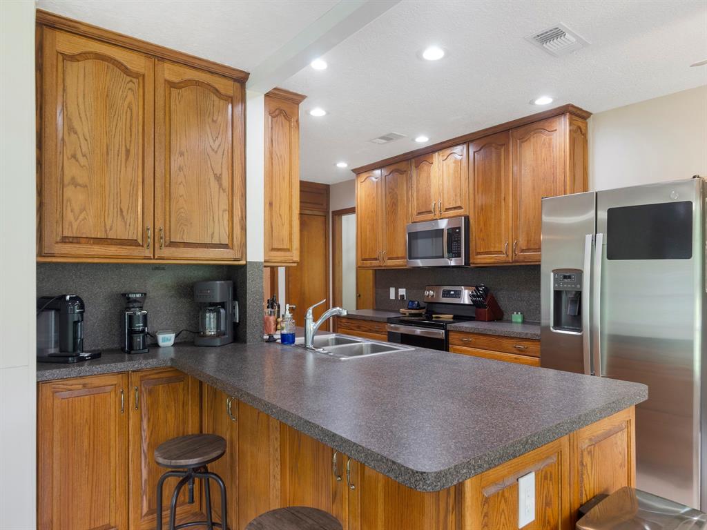 39 Blush Hill Drive, Conroe, Texas image 23