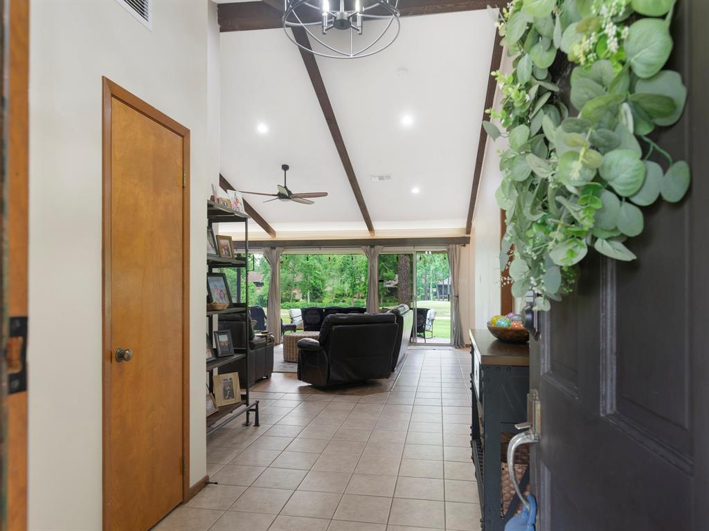 39 Blush Hill Drive, Conroe, Texas image 16