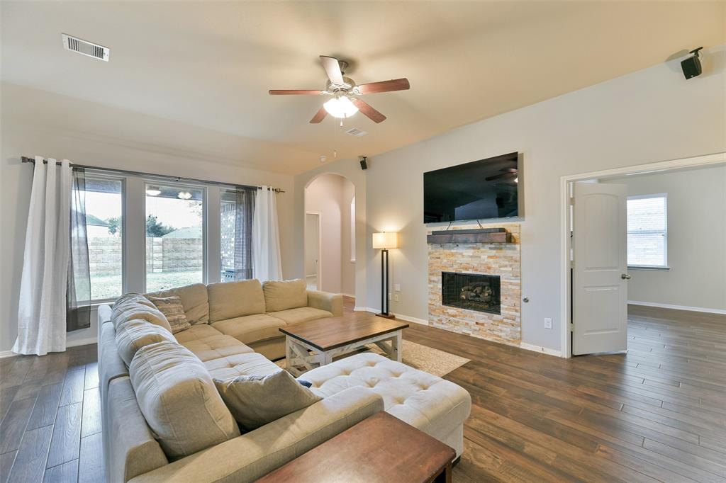 property-search 2 2514 Copper Fields Drive