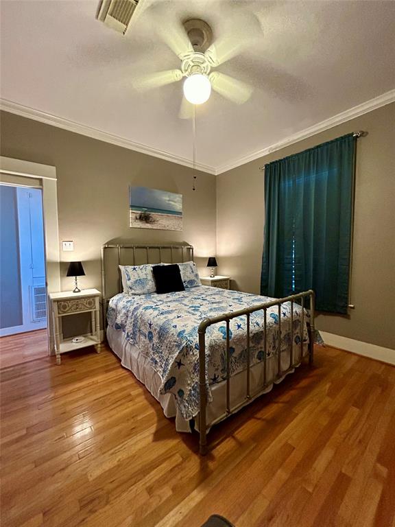 1328 Avenue N 1/2, Galveston, Texas image 8