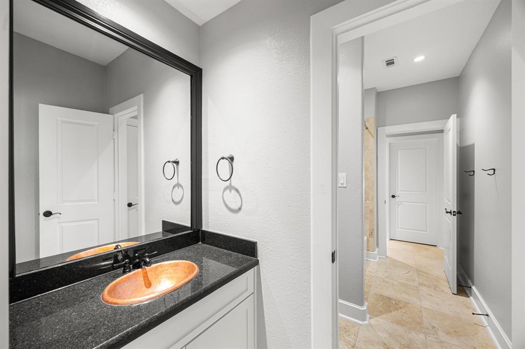 517 W 17th Street, Houston, Texas image 24