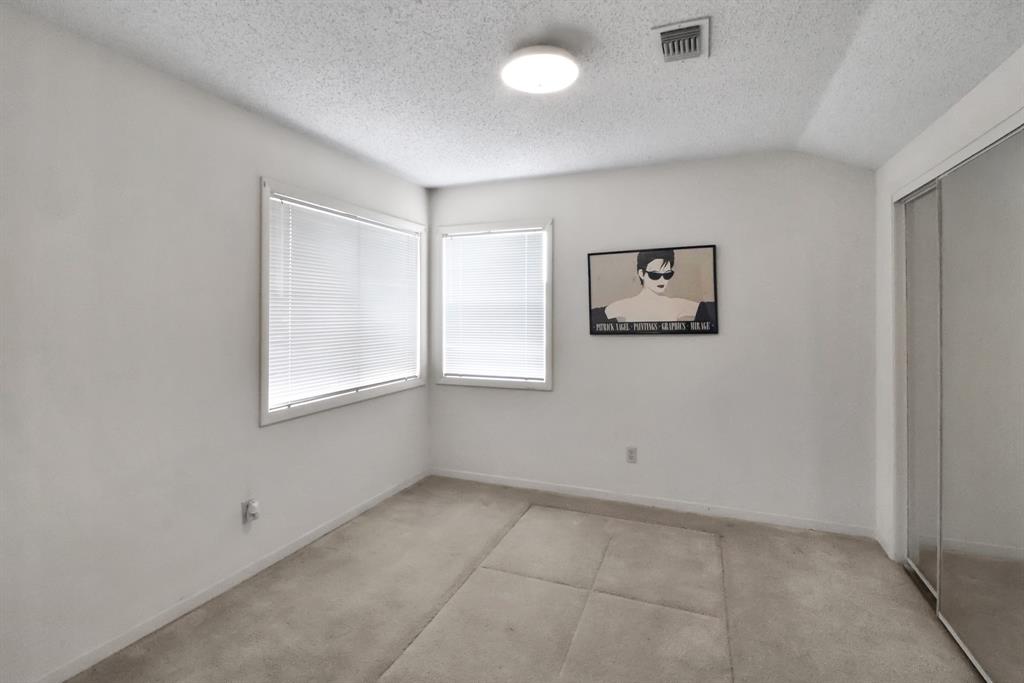 4043 Mission Valley Drive, Missouri City, Texas image 10