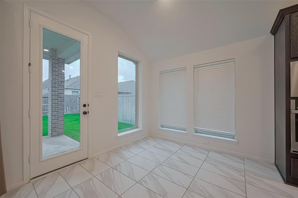 2803 Smokey Teek Court, Katy, Texas image 16