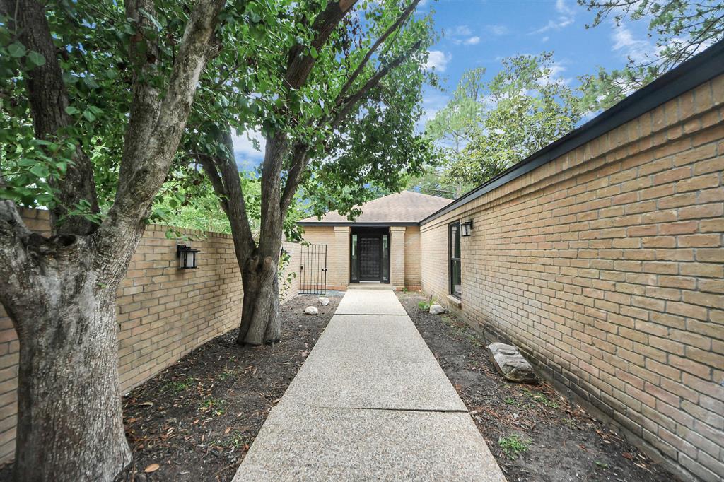 15707 Steamboat Lane