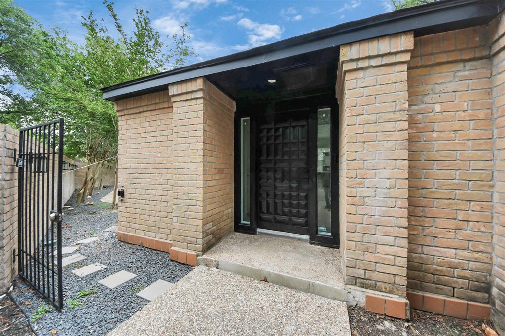 15707 Steamboat Lane