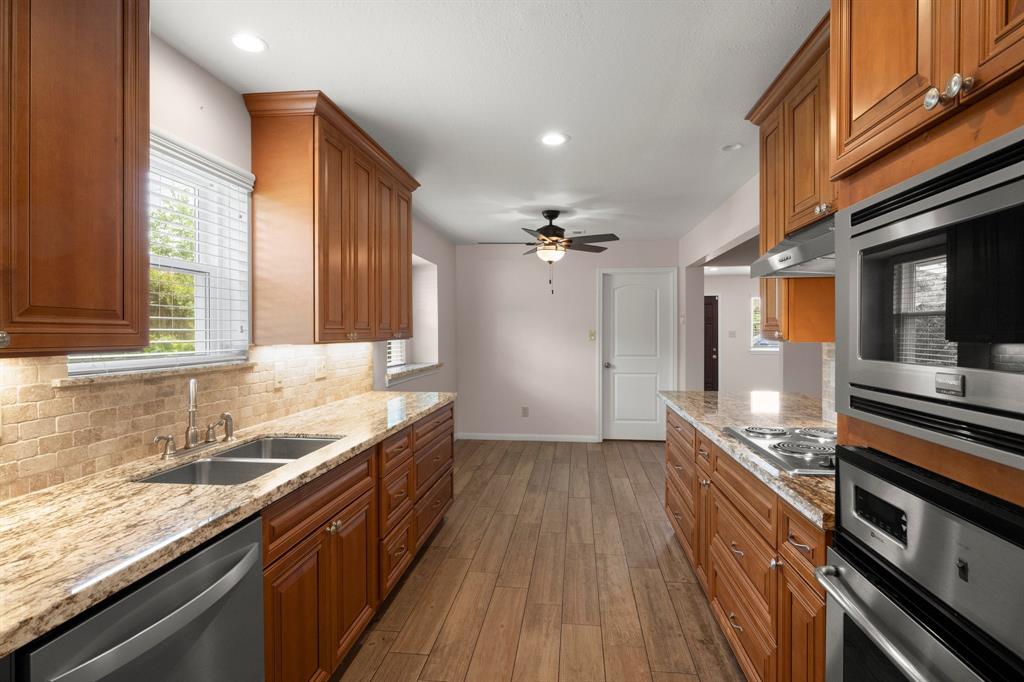 1206 Lynwood Road, Spring, Texas image 16