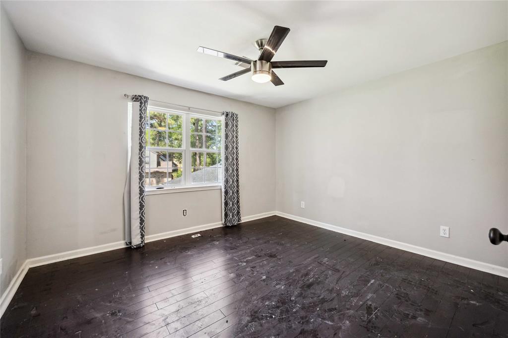 528 Robert E Lee Drive, Conroe, Texas image 26