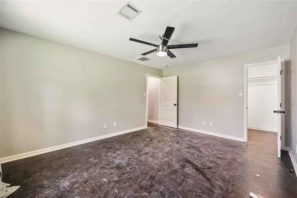 528 Robert E Lee Drive, Conroe, Texas image 19