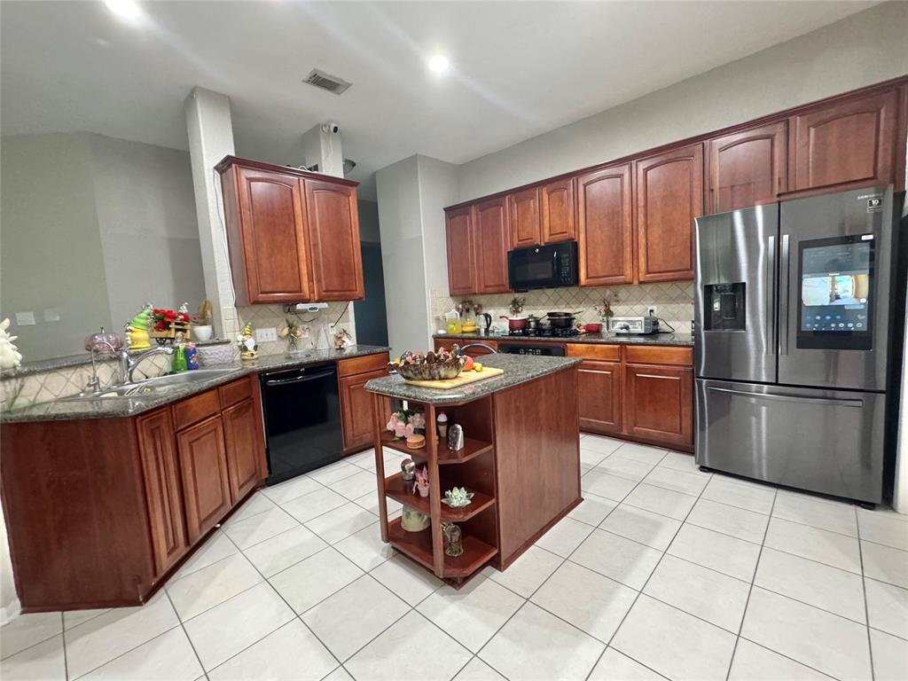 21503 Venture Park Drive, Richmond, Texas image 7