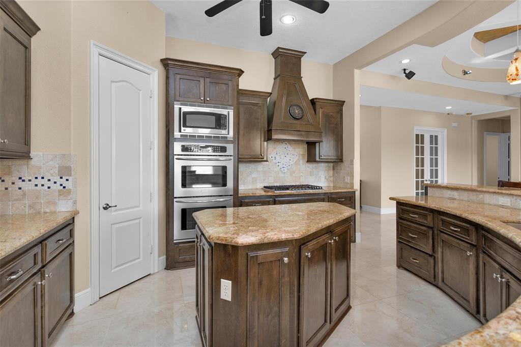 2119 Red Bird Lane, Pattison, Texas image 13