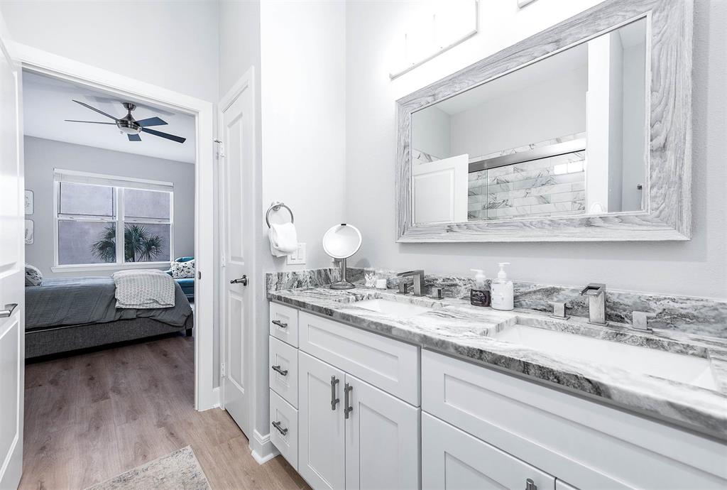 300 St Joseph Parkway #121, Houston, Texas image 19