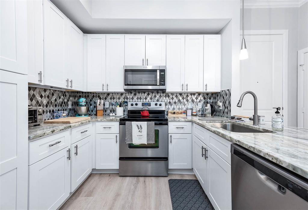 300 St Joseph Parkway #121, Houston, Texas image 13
