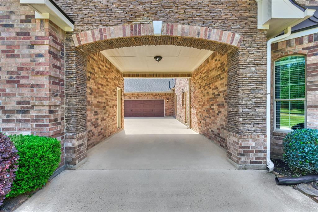 10038 Ramzi Drive, Conroe, Texas image 11