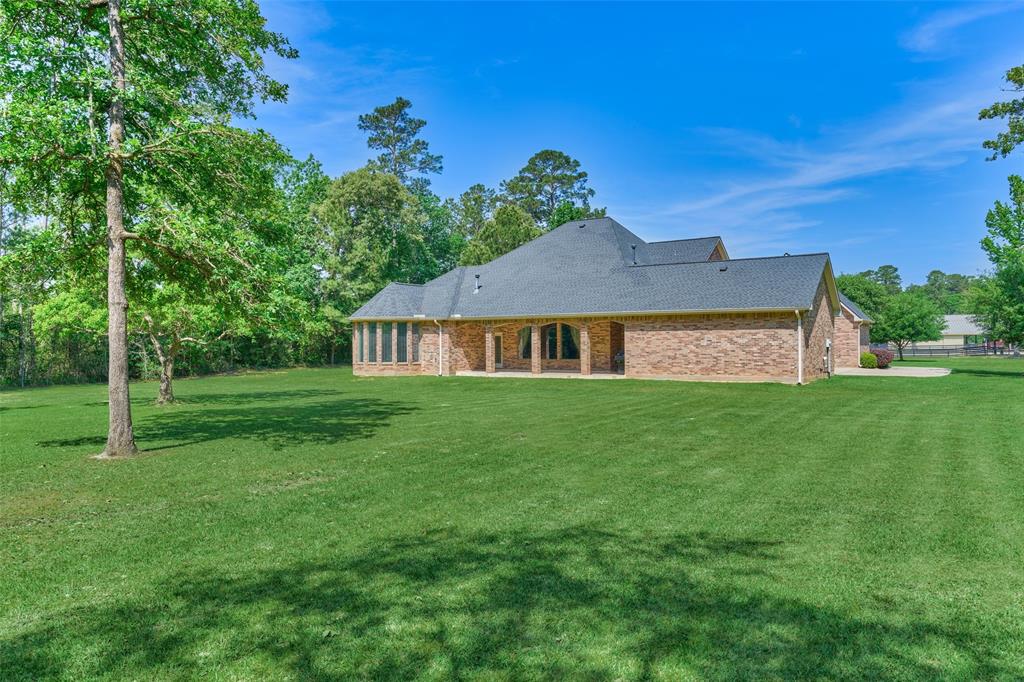 10038 Ramzi Drive, Conroe, Texas image 43