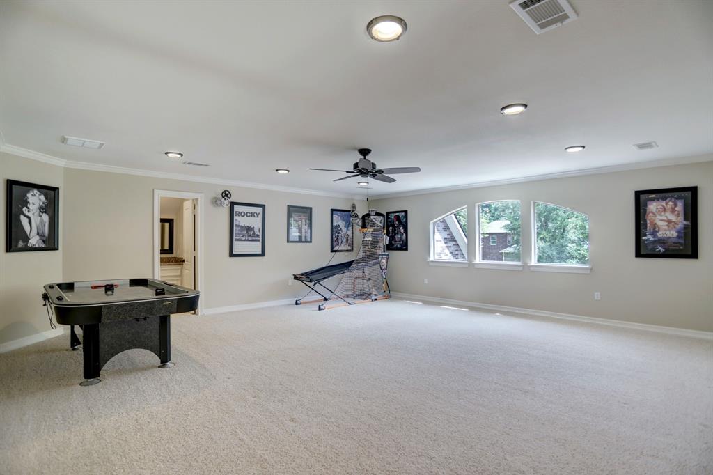 10038 Ramzi Drive, Conroe, Texas image 37