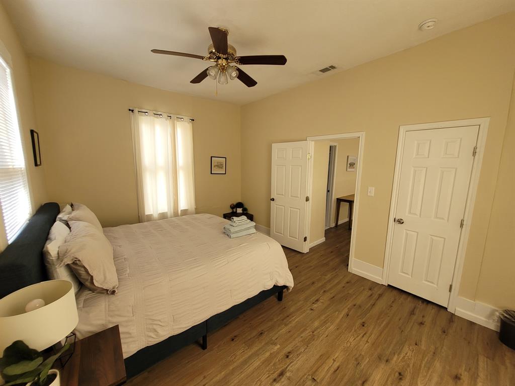 1913 Ursuline Street, Galveston, Texas image 12