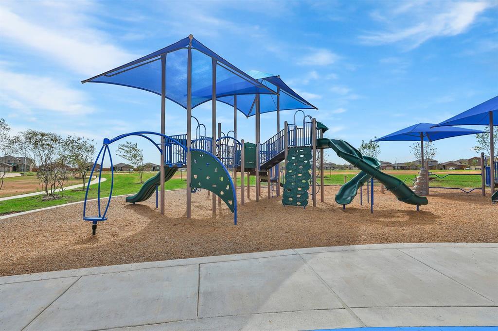 400 Light Summit Drive, Katy, Texas image 10