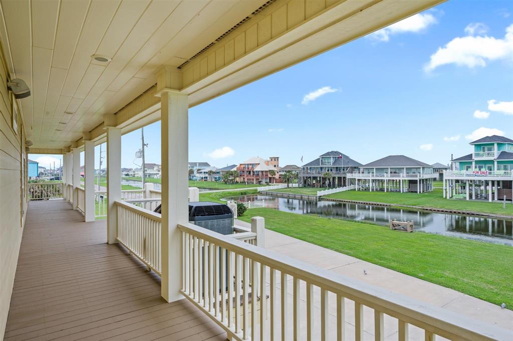 3210 Gulf Castle Drive, Crystal Beach, Texas image 33