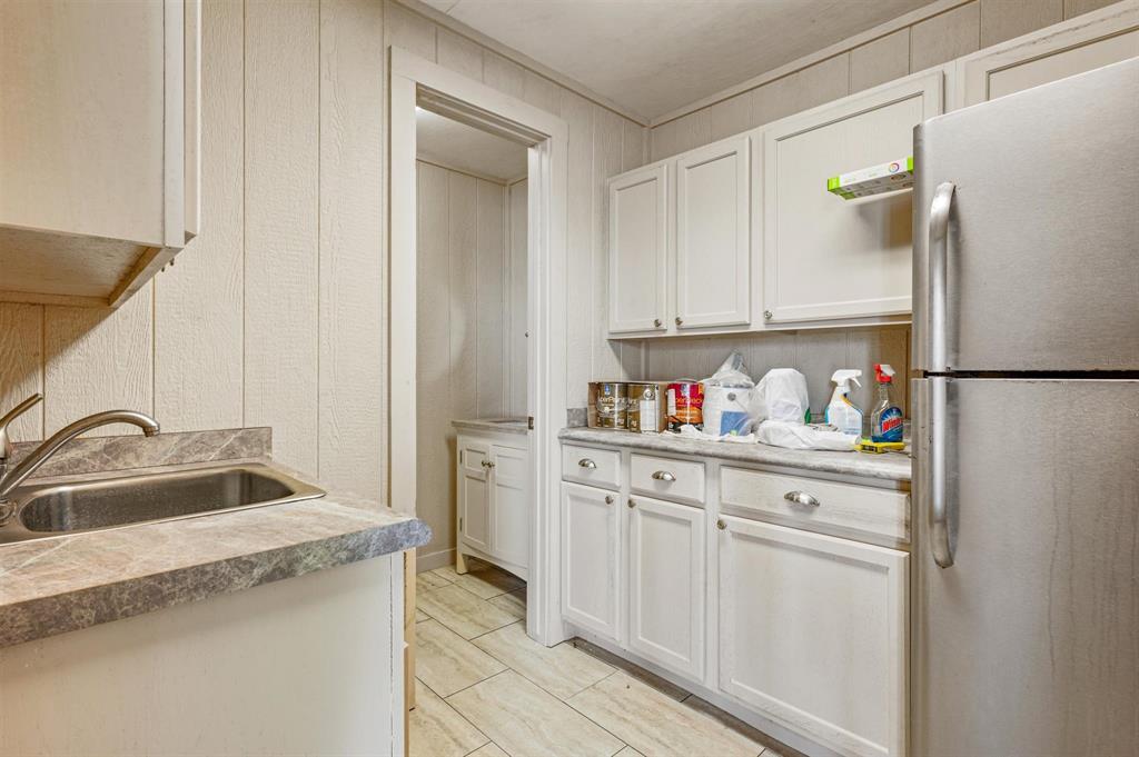 3210 Gulf Castle Drive, Crystal Beach, Texas image 38