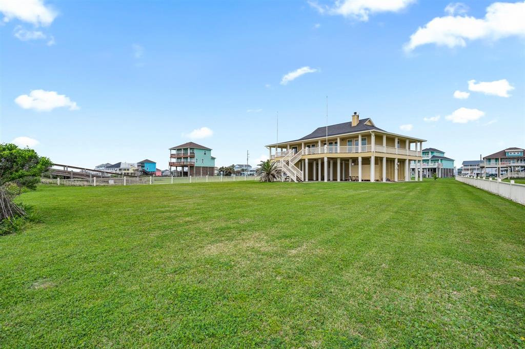 3210 Gulf Castle Drive, Crystal Beach, Texas image 36