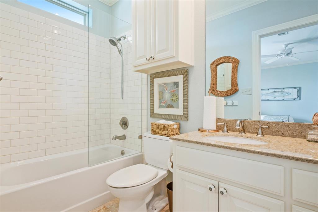 3210 Gulf Castle Drive, Crystal Beach, Texas image 25