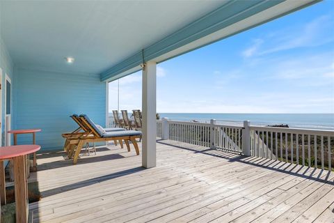 A home in Crystal Beach