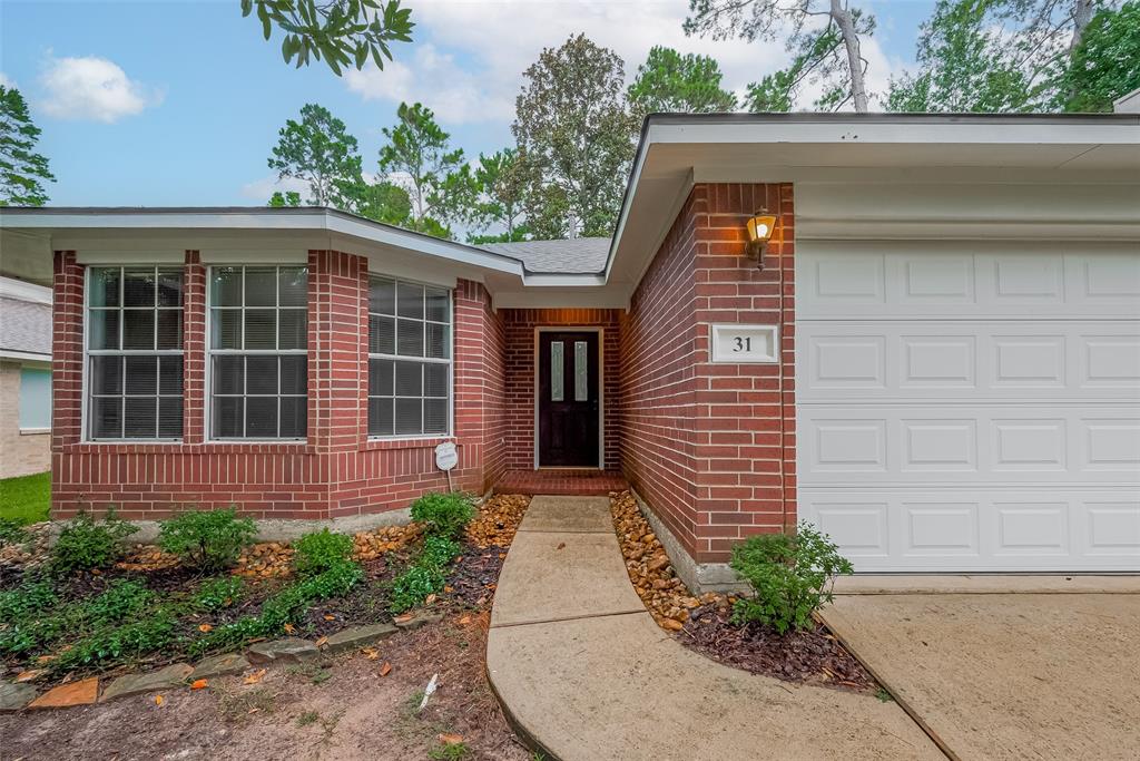 31 Shimmer Pond Place