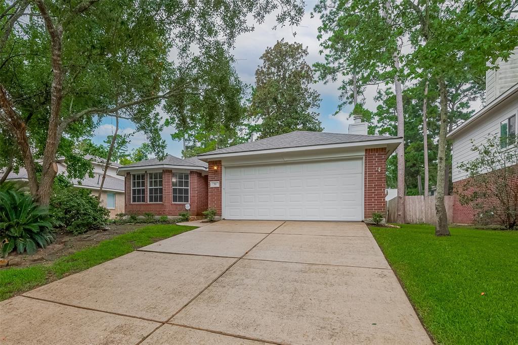 31 Shimmer Pond Place