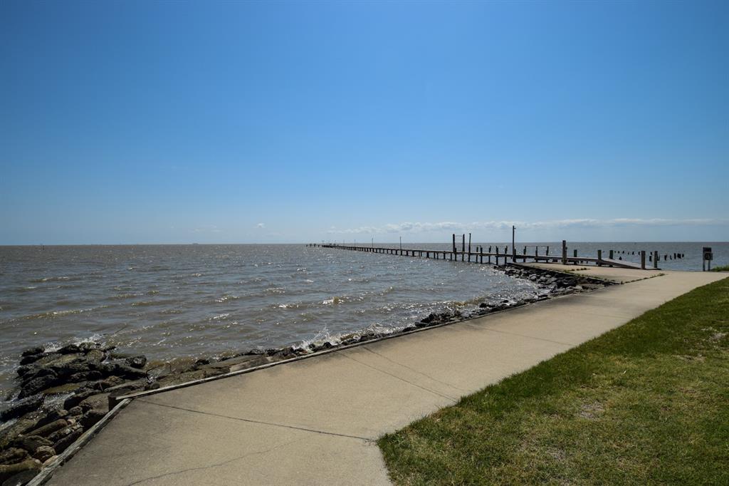 James Street, Anahuac, Texas image 19