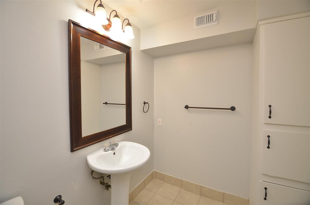 13164 Trail Hollow Drive #3164, Houston, Texas image 23