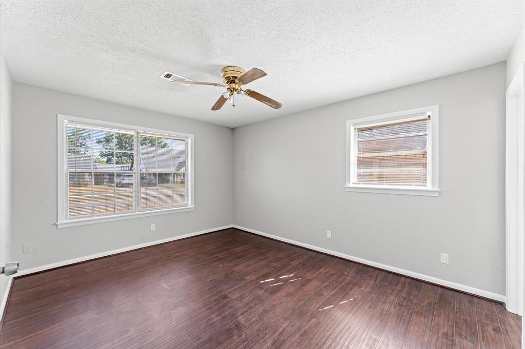 314 Empress Drive, Houston, Texas image 17