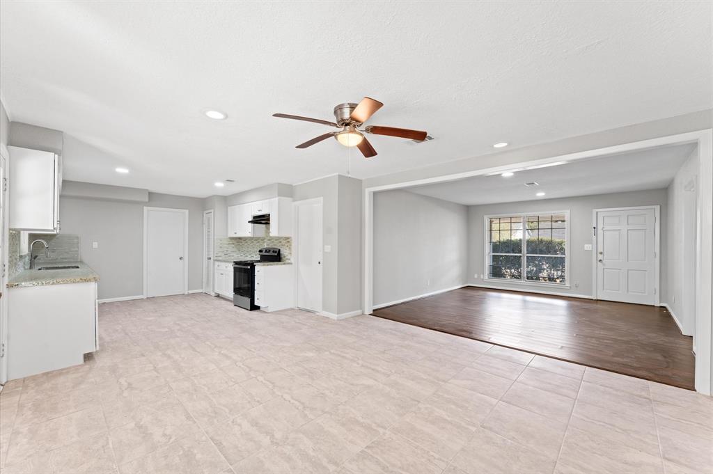 314 Empress Drive, Houston, Texas image 7