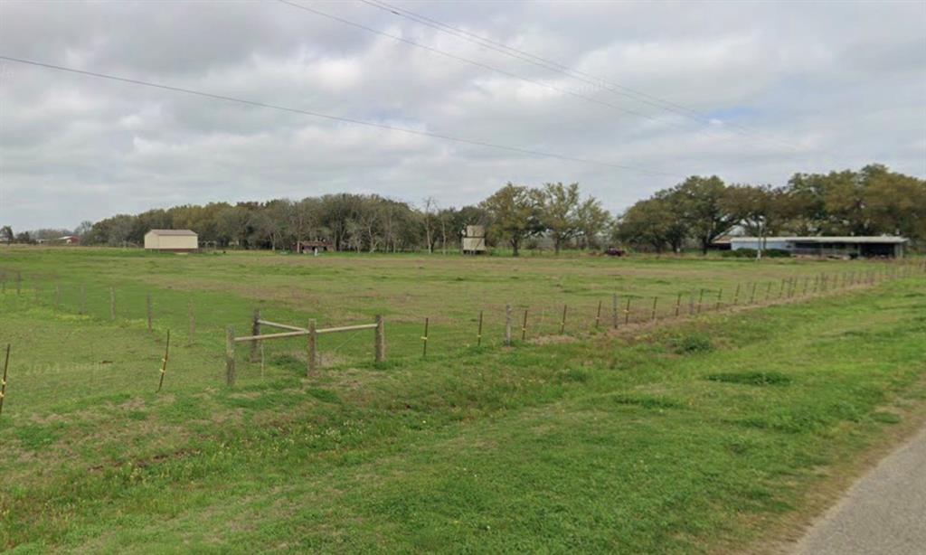 1691 County Road 107, Boling, Texas image 3