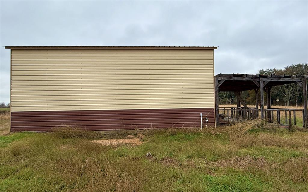 1691 County Road 107, Boling, Texas image 8