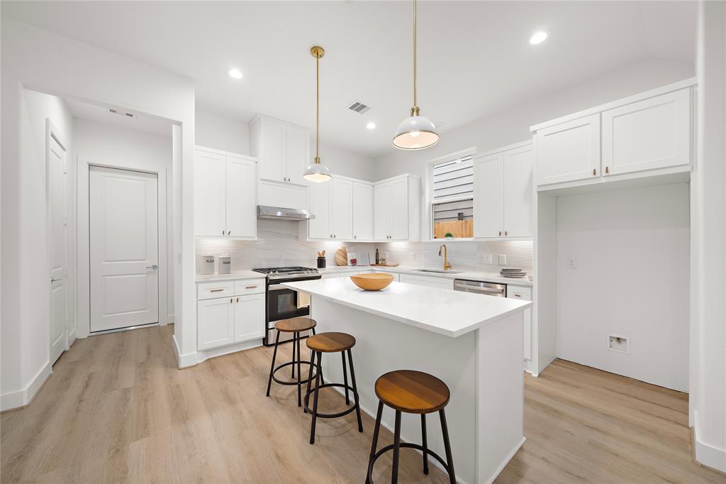 5238 Larkin Street, Houston, Texas image 8