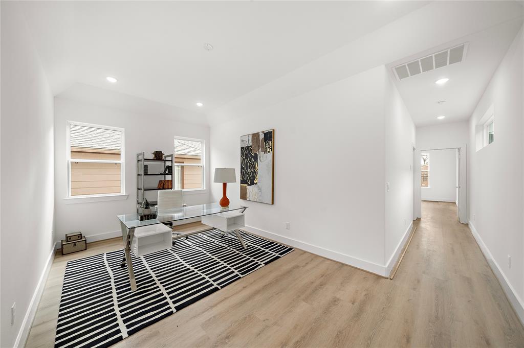 5238 Larkin Street, Houston, Texas image 17