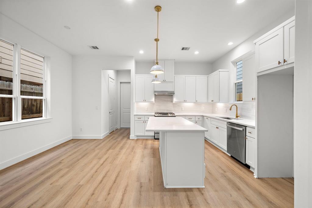 5238 Larkin Street, Houston, Texas image 11