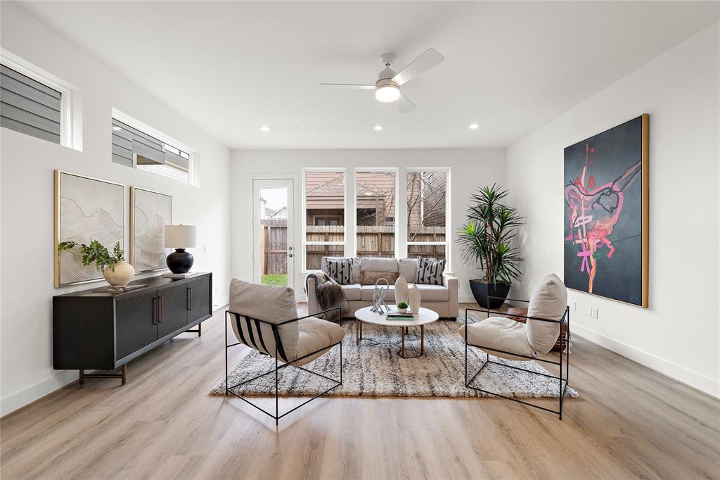 5238 Larkin Street, Houston, Texas image 3
