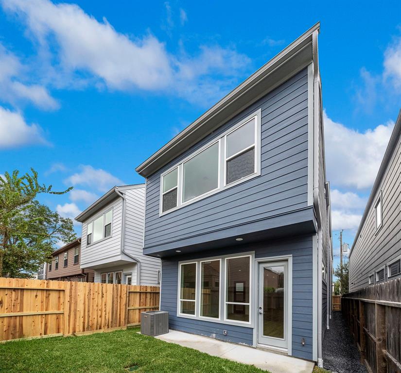 5238 Larkin Street, Houston, Texas image 34