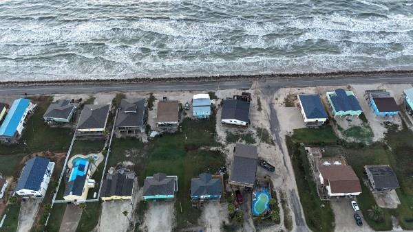 415 Seashell Drive, Surfside Beach, Texas image 22