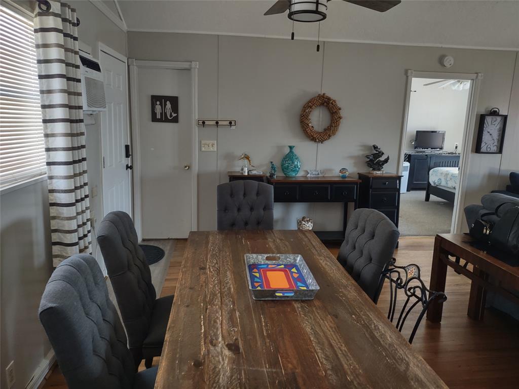415 Seashell Drive, Surfside Beach, Texas image 24