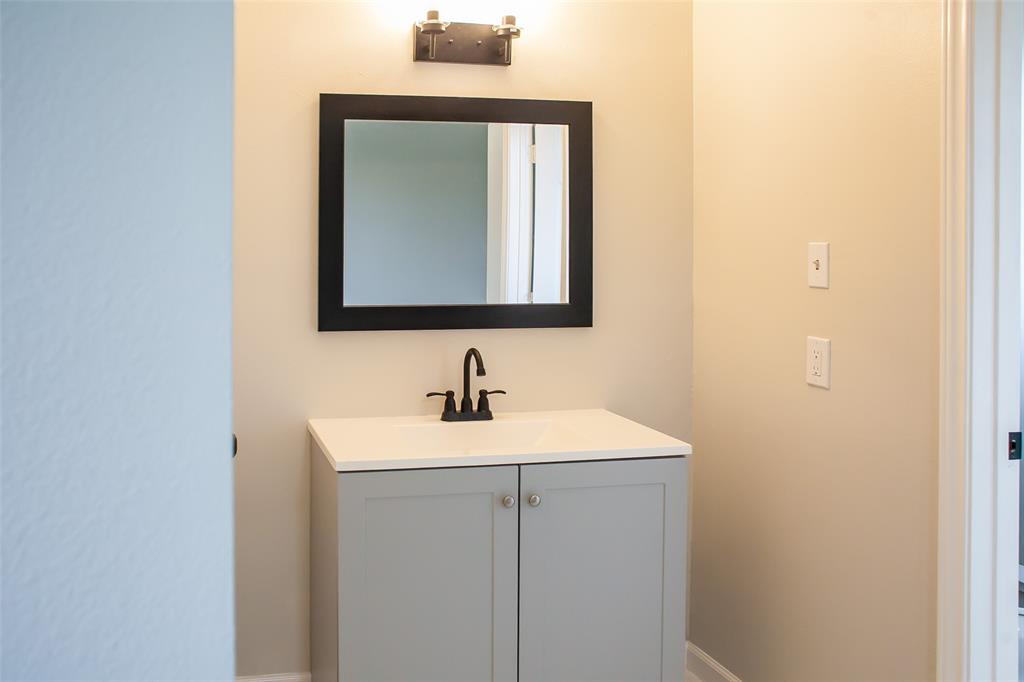 1222 Lynn Lane, Humble, Texas image 22