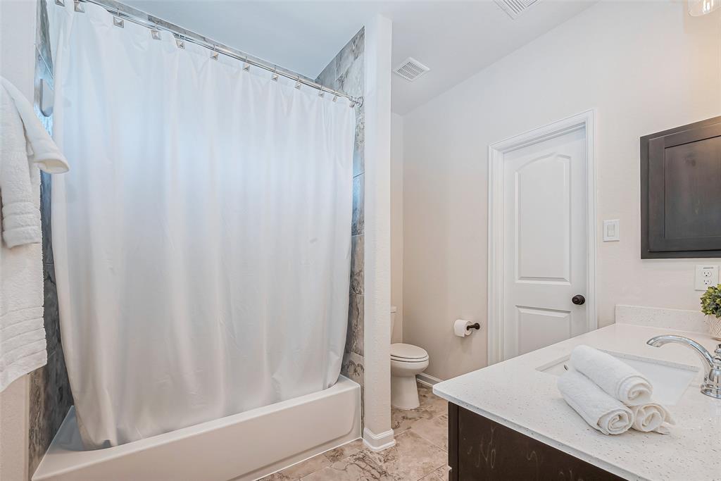 10414 Lake Palmetto Drive, Conroe, Texas image 31