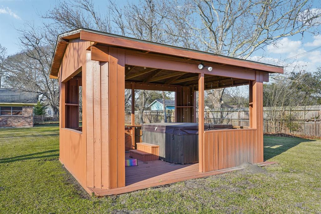 3046 Cedar Drive, La Marque, Texas image 23