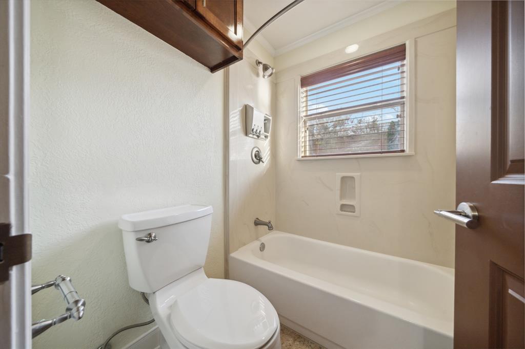 60 Windy Acres Road, Brenham, Texas image 30