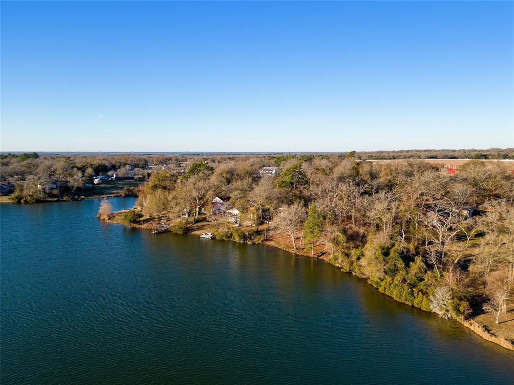 3 Lakeview Circle, Hilltop Lakes, Texas image 2