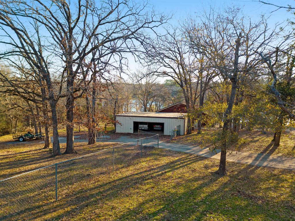 3 Lakeview Circle, Hilltop Lakes, Texas image 6